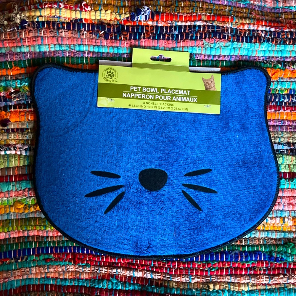 NWT Food Bowl Placement Blue Cat Mat - Picture 1 of 4